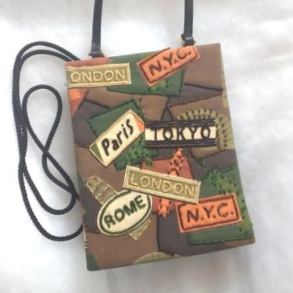 Prezzo used Multi-Colored Purse JSP10